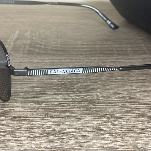 Balenciaga unisex sunglasses - Picture 7 of 10